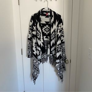 H&M Aztec black and white cardigan size M